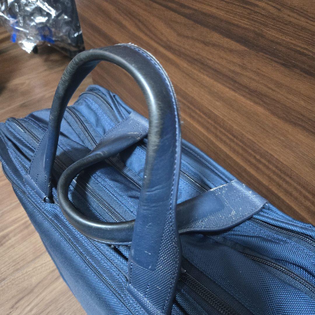 TUMI アルファ　エクスパンダブルブリーフ　ネイビー