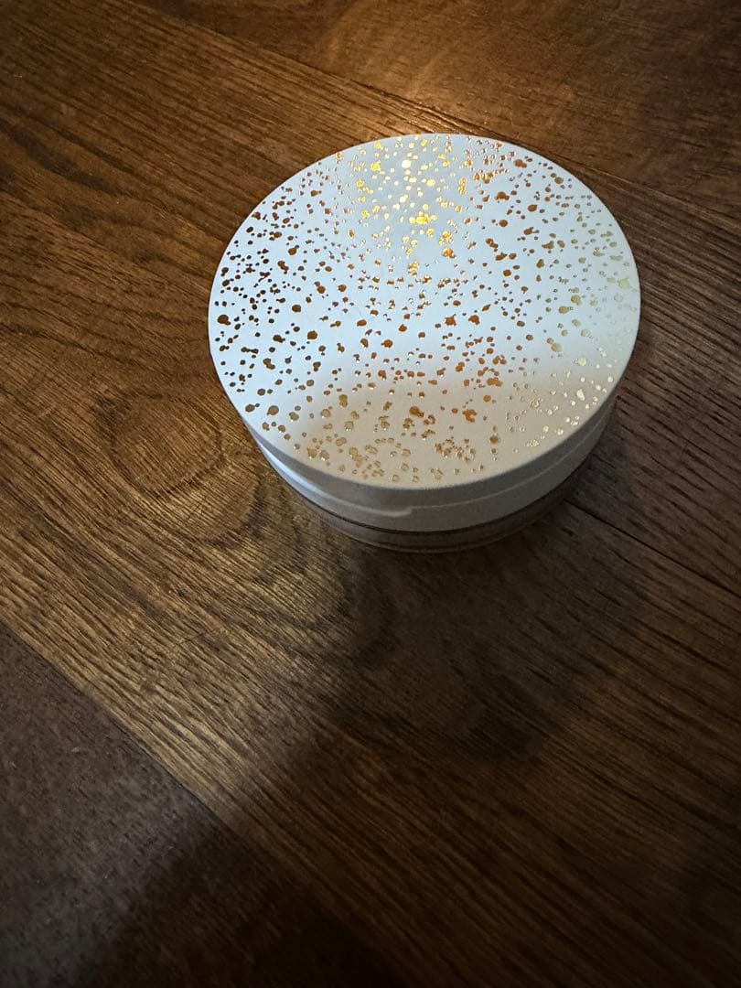 meethノーブルスキンフェイスパウダー