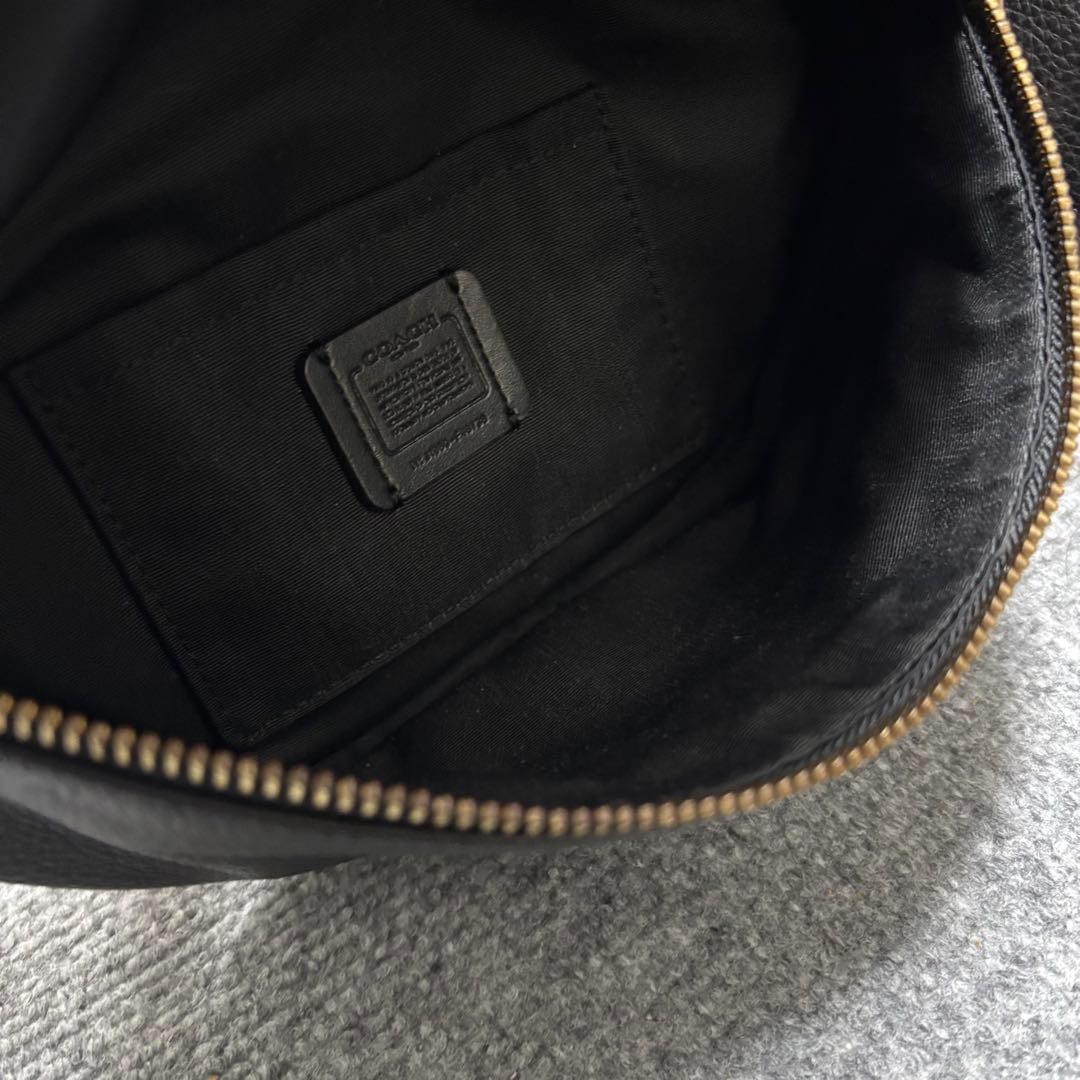 【極美品】コーチ ボディバッグ ベルトバッグ ワンショルダー レザー 黒 ロゴ