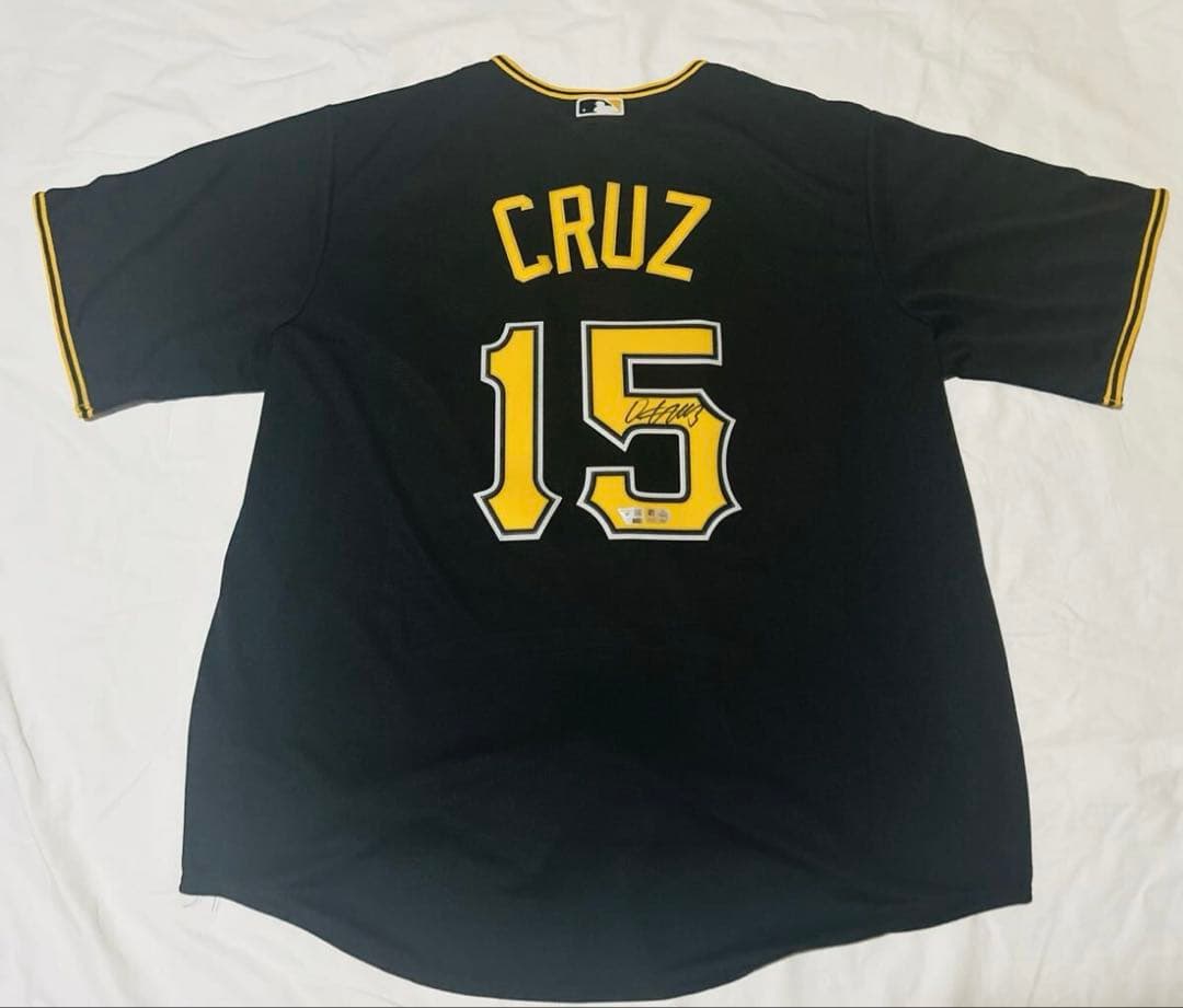 MLB パイレーツ　オニール・クルーズ　直筆サイン入り　ユニホーム