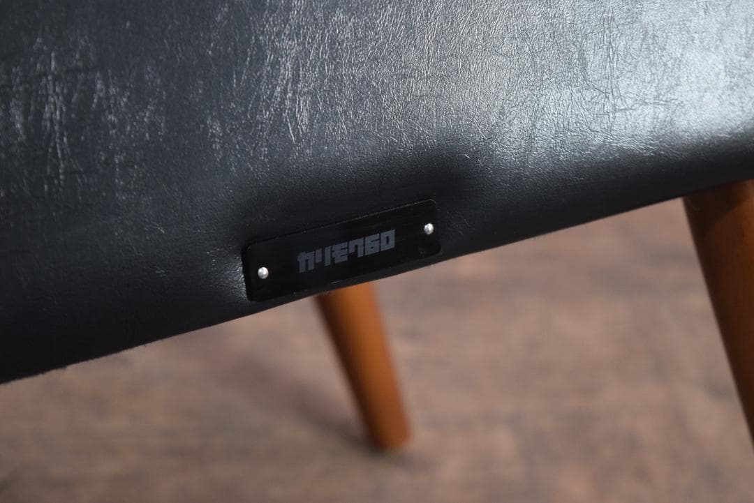 展示品 カリモク60 カフェチェア スタンダードブラック 2024年製