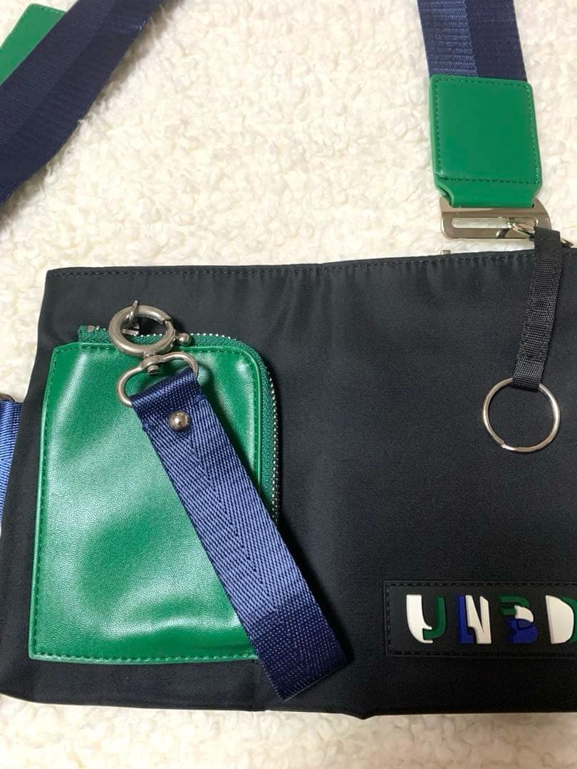 アンスリード 5TH ANNIV. マルチボディバッグ