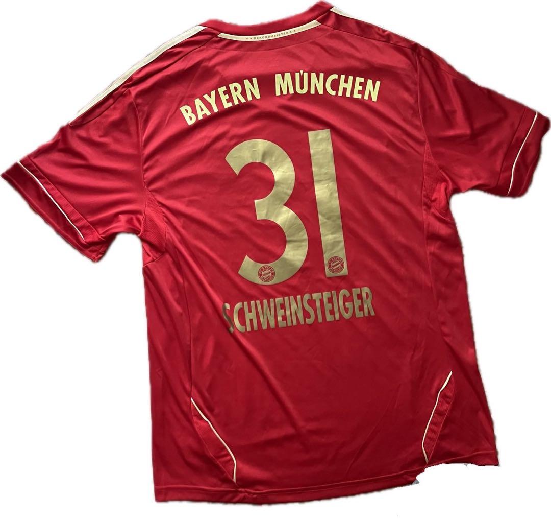 FCバイエルン・ミュンヘン シュバインシュタイガー 31 レプリカシャツ