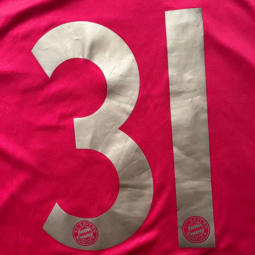 FCバイエルン・ミュンヘン シュバインシュタイガー 31 レプリカシャツ