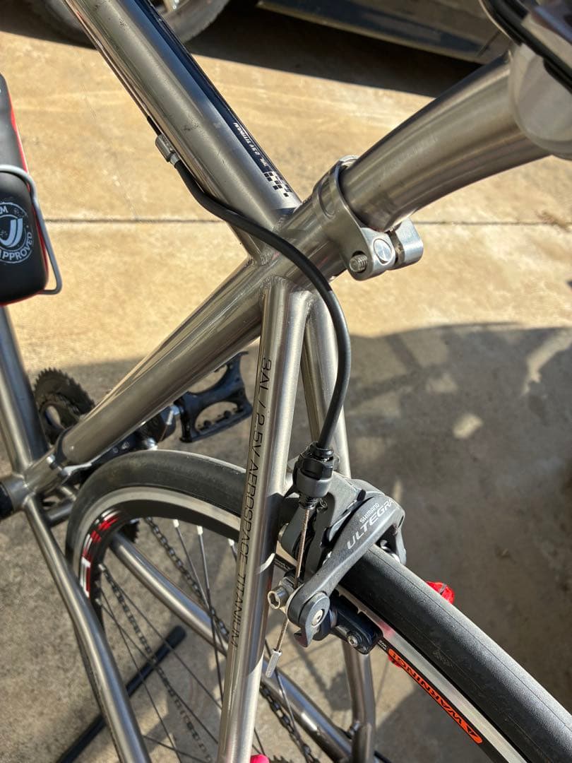 アルミフレーム 700C ロードバイク 22段ギア 引取限定