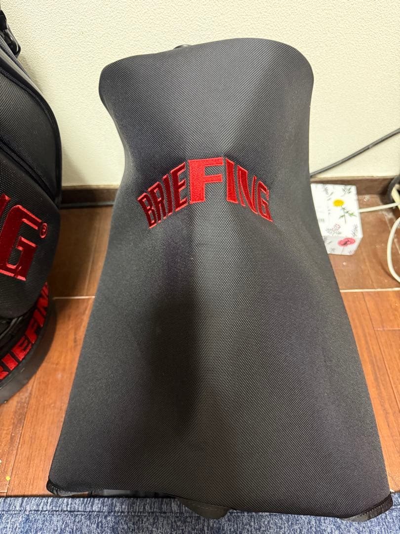 【期間限定値下げ！31日まで！】BRIEFING CR-3キャディバッグ9.5型