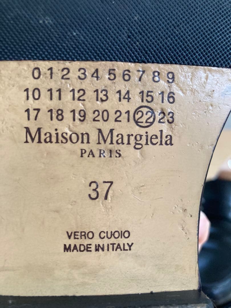 あんしん鑑定◎マルジェラローファー /黒 /普段23.5着用でちょうどのサイズ