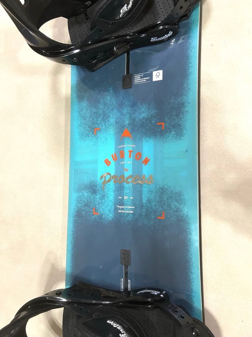 美品　スノーボード　Burton process 157セット　ケース付