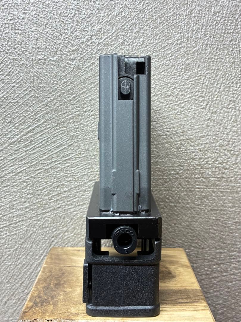 R7-32 東京マルイ GBB M4 マガジンアダプター 外部ソース仕様