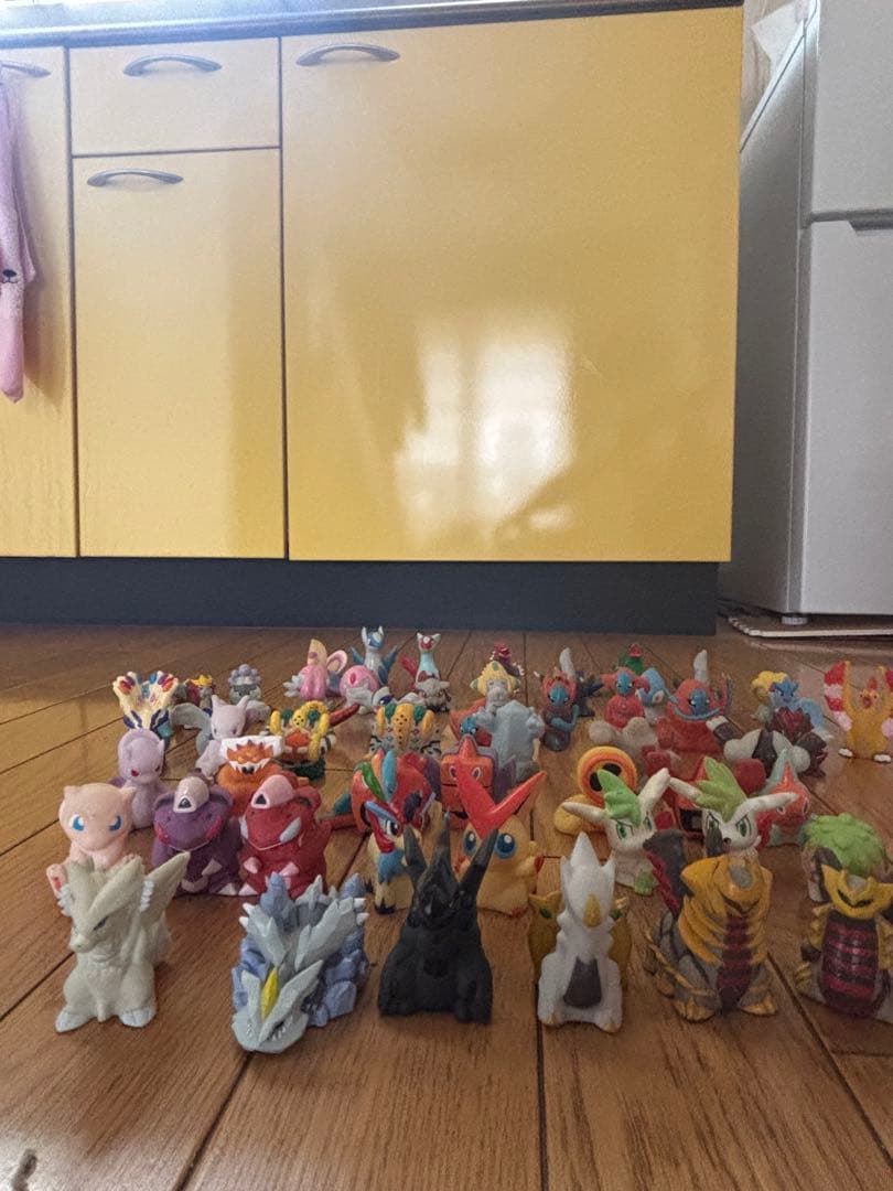 【大量】 ポケモンキッズ　まとめ売り　指人形　フィギュア　200個以上！