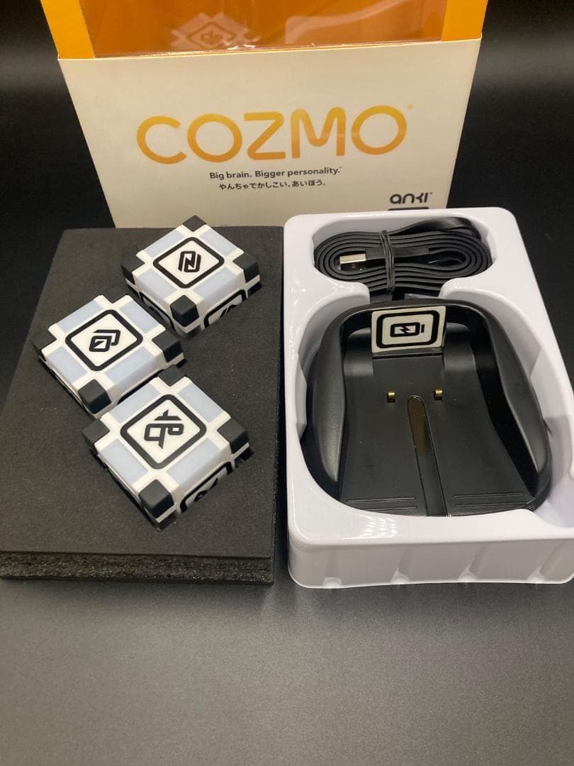 極美品】COZMO (コズモ) AIロボット お年玉　お正月