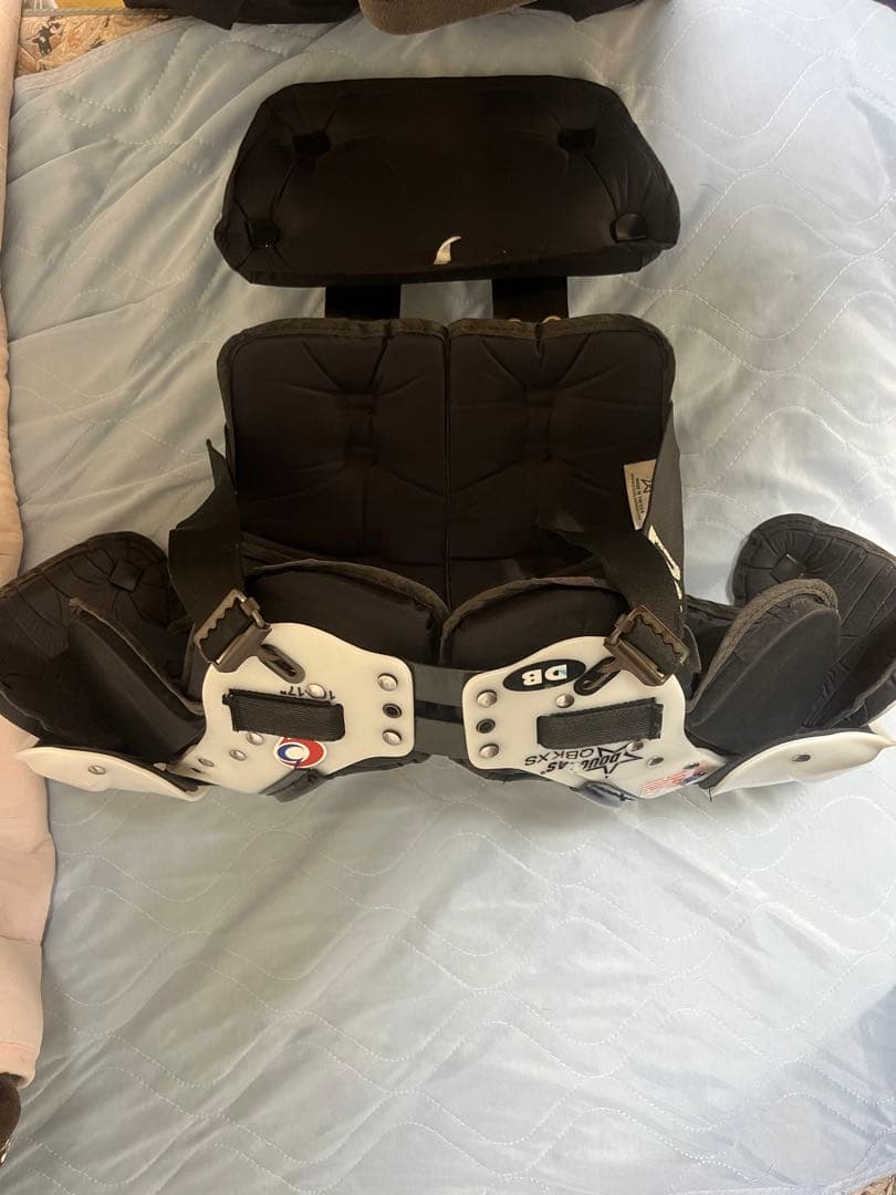 アメフト　ショルダー　ダグラス　QB XS