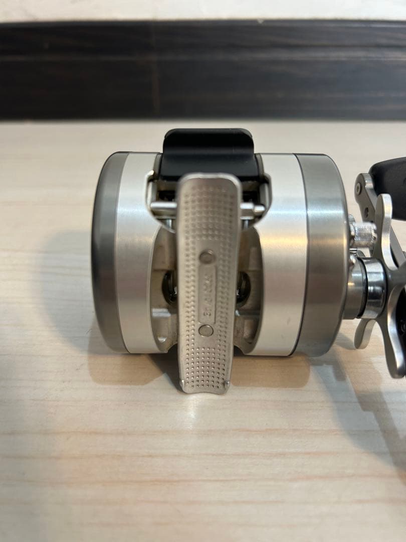 【美品】アブガルシア モラムsx1600C MAG