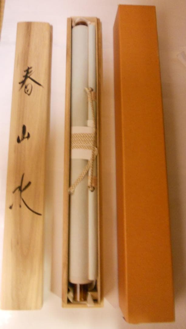 掛け軸 万峰 作 春山水 絹本 希少 軸装 茶道具 掛軸 美品 です。