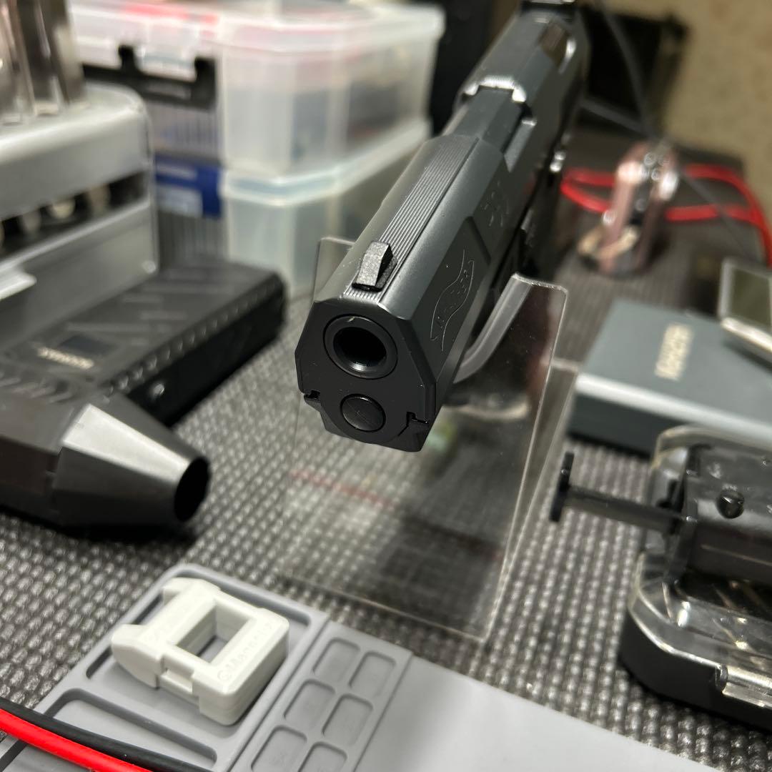 マルゼンワルサーP99 新品バイオ弾、ガスセット