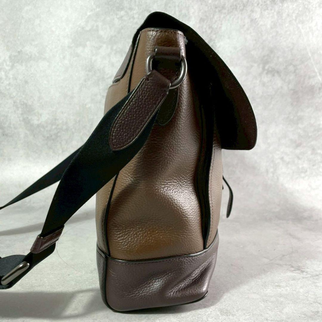 極美品 コーチ ハドソン メッセンジャーバッグ ビジネス A4可 レザー 茶