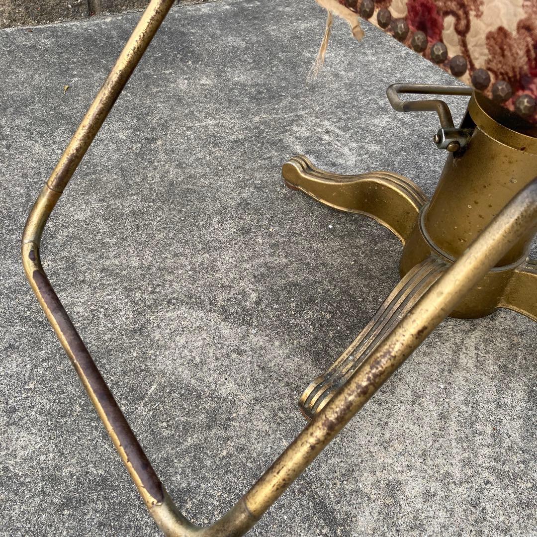 スタイリングチェア