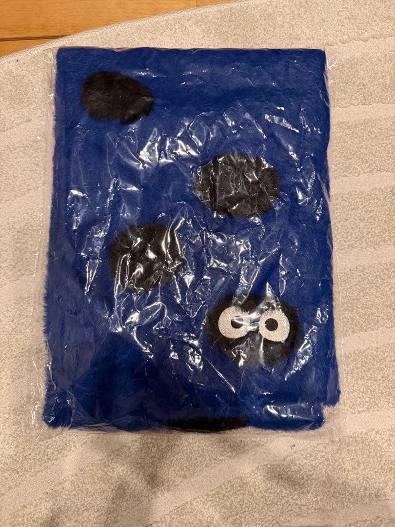 ジブリパーク　限定　新商品　マフラー　マックロクロスケ　トトロ　新品未開封