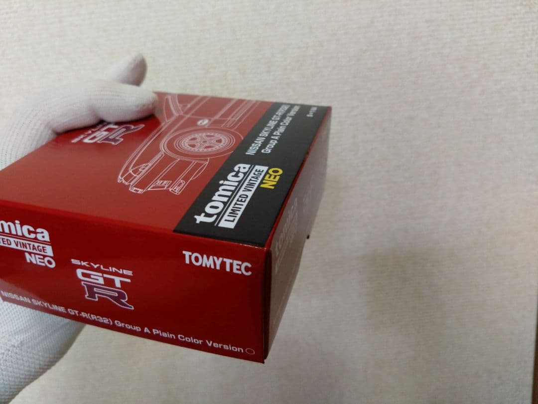 トミカリミテッドヴィンテージネオ 日産 スカイライン GT-R R32 開封品