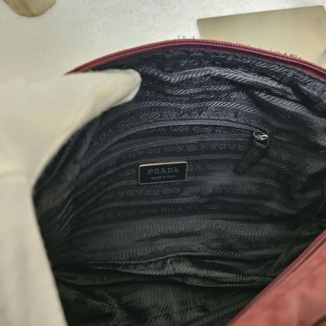 PRADA　カメラバッグ　テスートナイロン　三角ロゴ　ボルドー