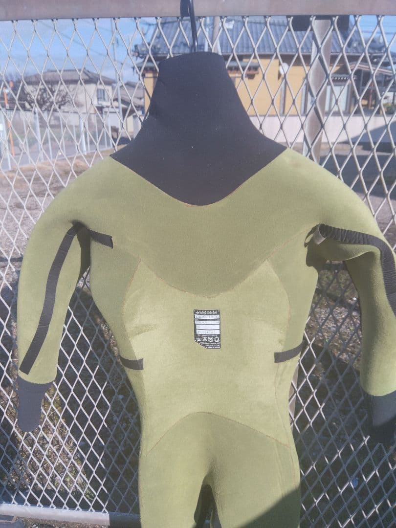 エアタイト　ネックエントリー　セミドライ　М〜ML程度 ウェットスーツ　リング付