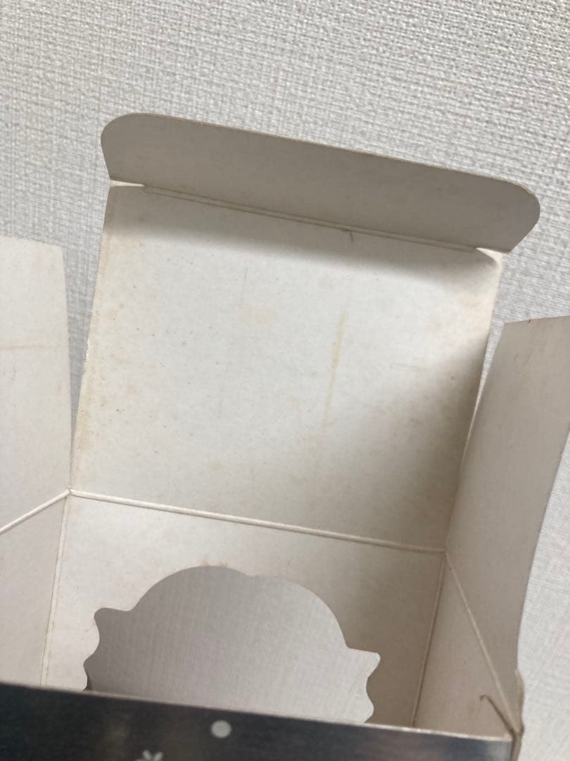 不二家クリスマスセール菓子詰合せペコちゃん型容器箱付