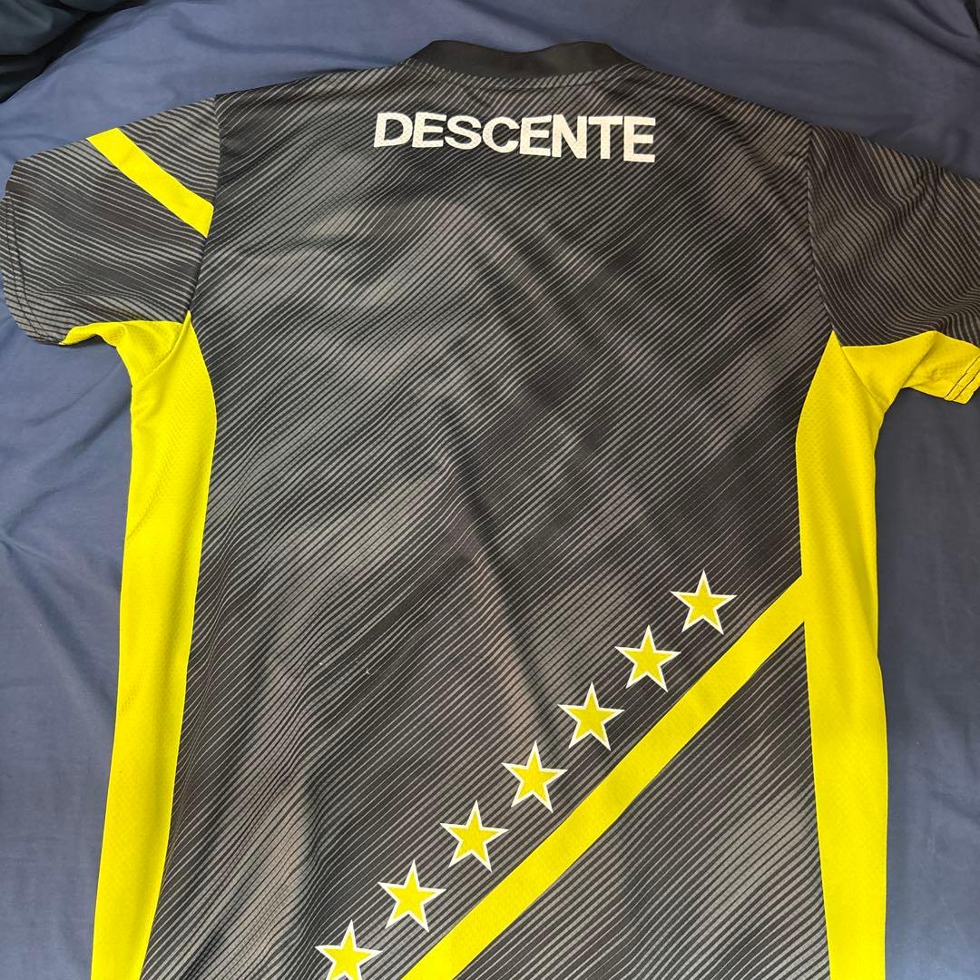 DESCENTE CHINZEI バレーボールシャツ