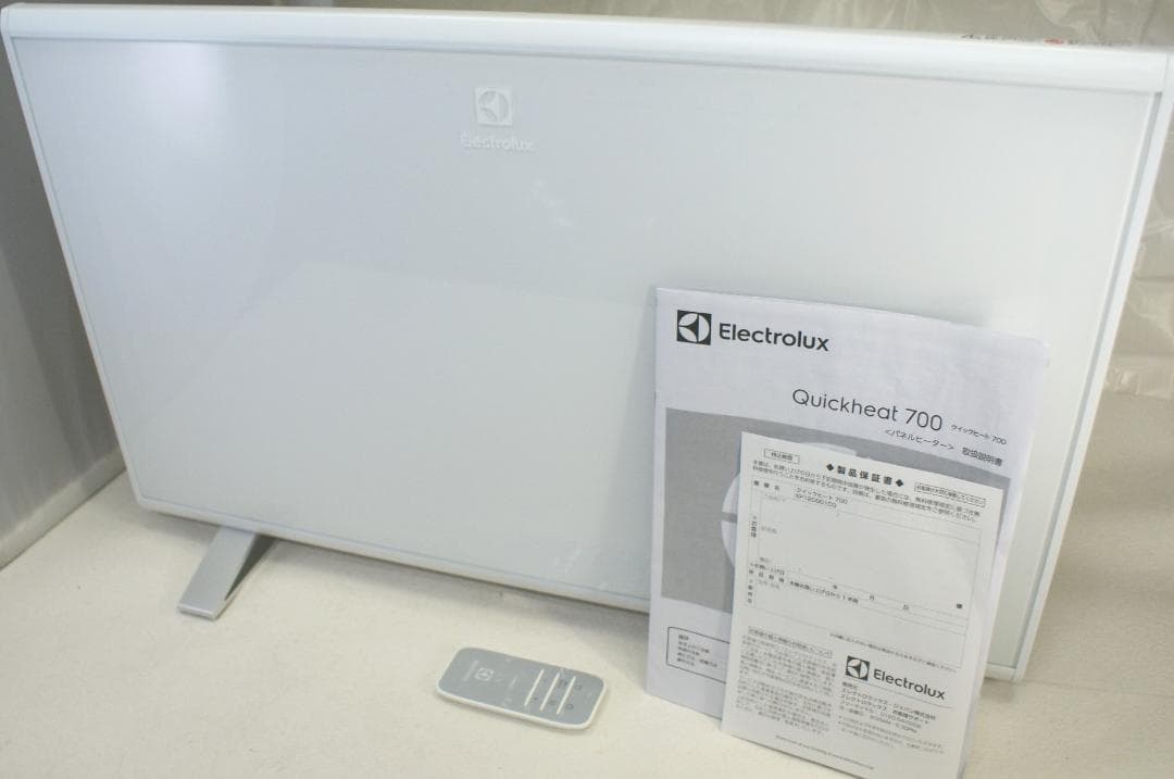 Electrolux エレクトロラックス クイックヒート 700 パネルヒーター