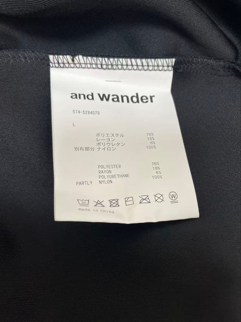 トップス and wander Airy Warm Pullover