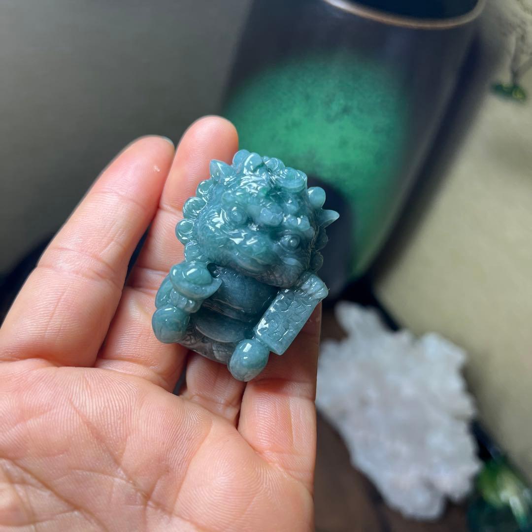 本翡翠、コレクションアニメ龍神