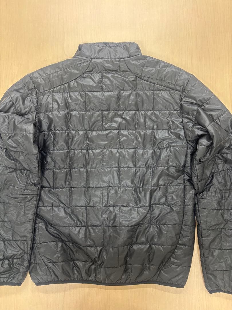 patagonia ナノパフプルオーバー　 黒