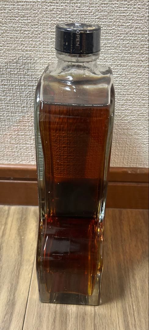 サントリー ローヤル ピアノ型ボトル 特級ボトル