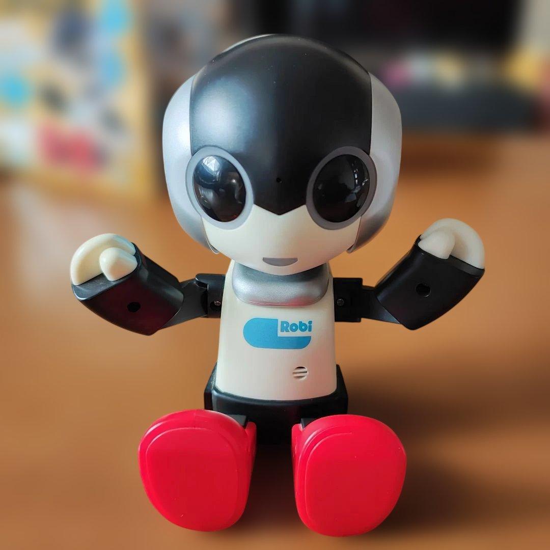 マイルー厶ロビTAKARATOMI　おしゃべりパターン２０００種類以上かわいい