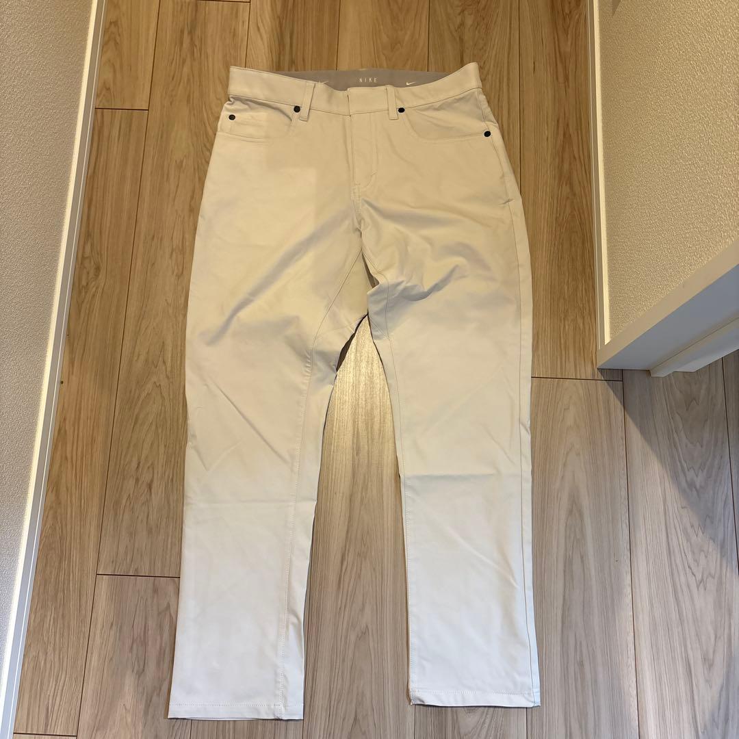 Nike スリムフィットパンツ 30 x 30 オフホワイト マキロイ