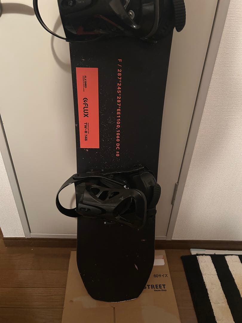 FLUX TW-R 146 22-23モデル ダブルキャンバー 値段交渉大歓迎！
