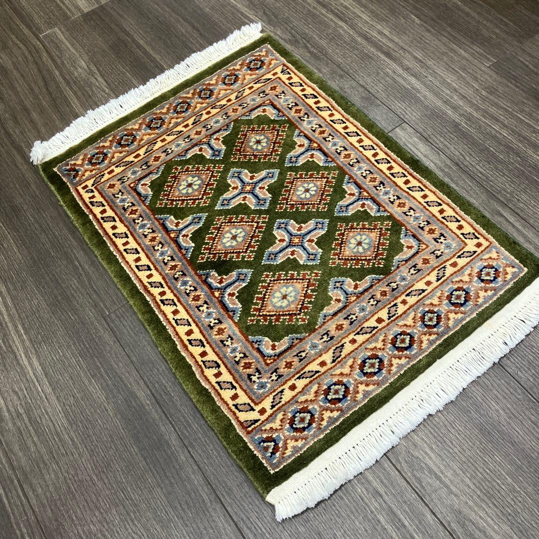 61x46パキスタン手織り絨毯ミニラグ訳あり品写真10/11番