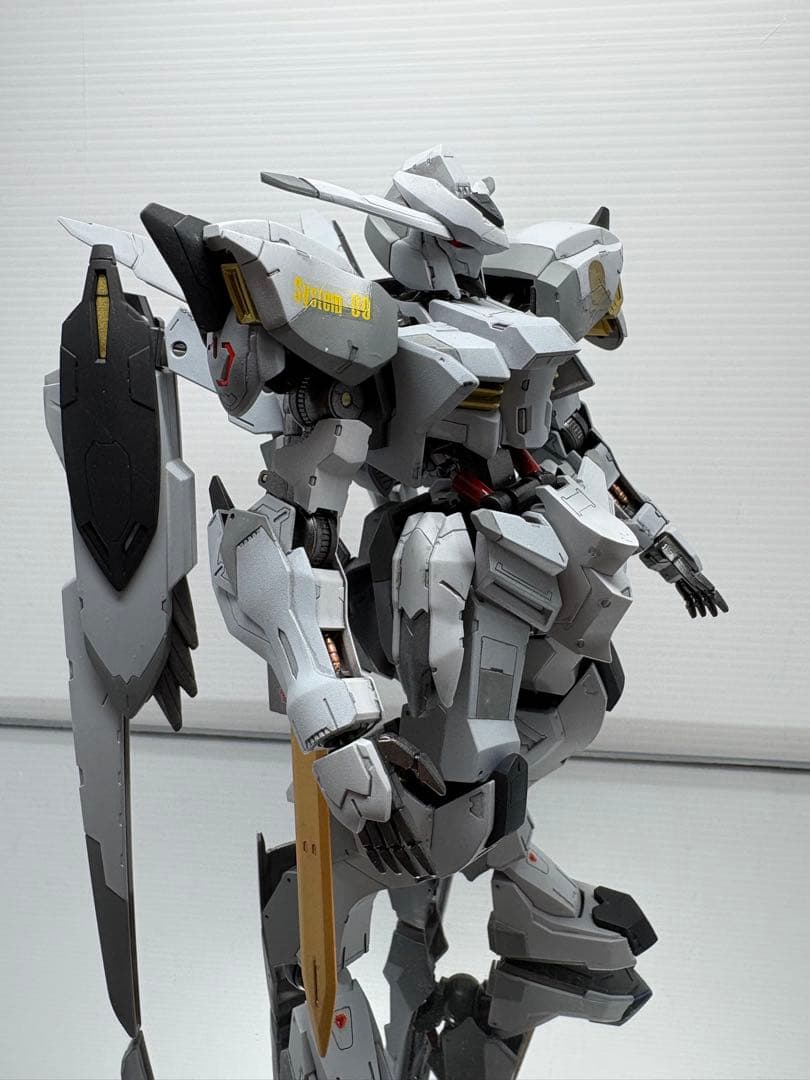 1/100フルメカニクス　ガンダムバエル　塗装完成品❣️