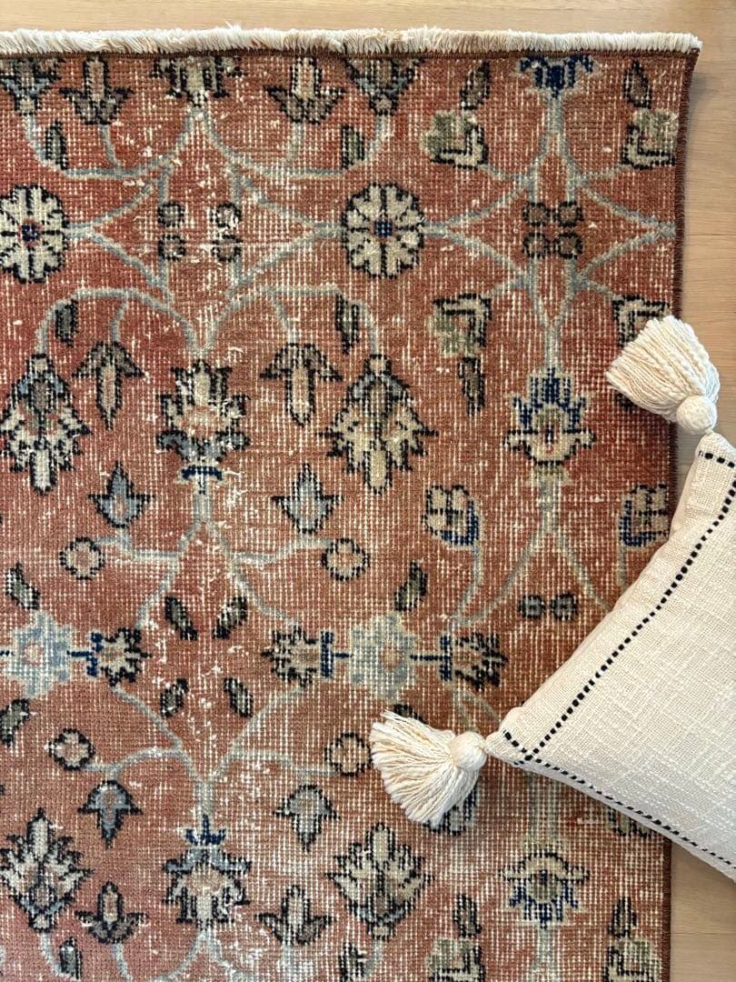 ヴィンテージラグ　サークルフラワー　テラコッタ　トルコ　アナトリア　ビンテージ