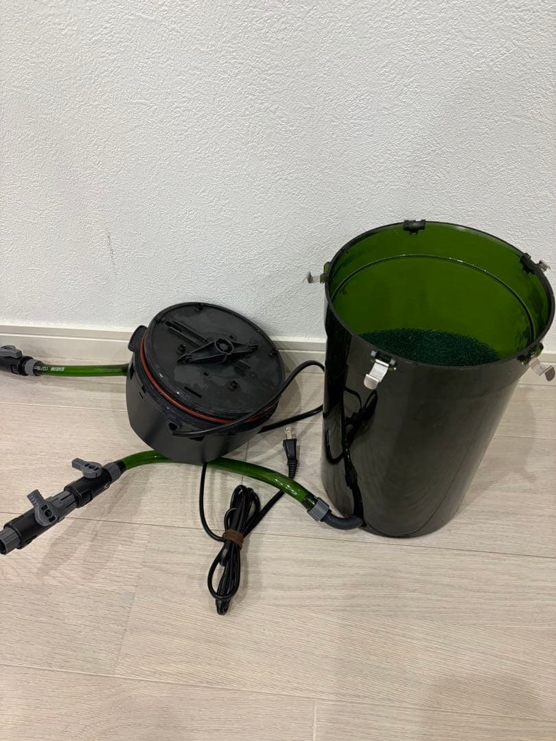 エーハイム　2215