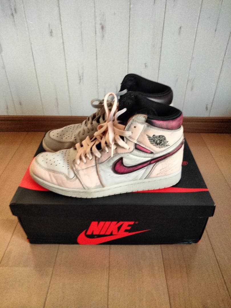 ナイキ SB × エアジョーダン1 ハイ OG \"NYC To Paris\"