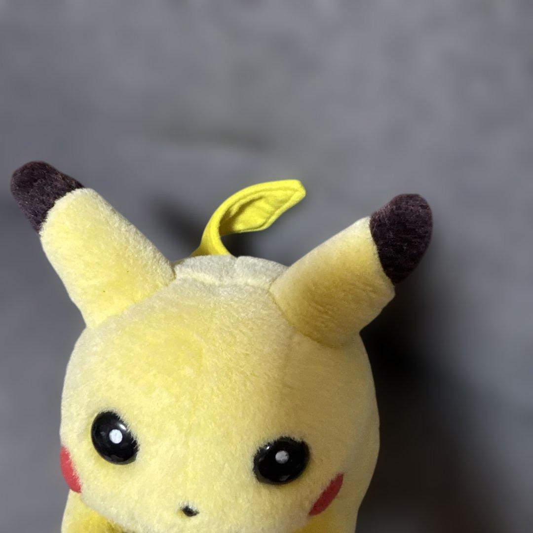TOMY ポケットモンスター⭐︎ピカチュウ　ぬいぐるみ⭐︎
