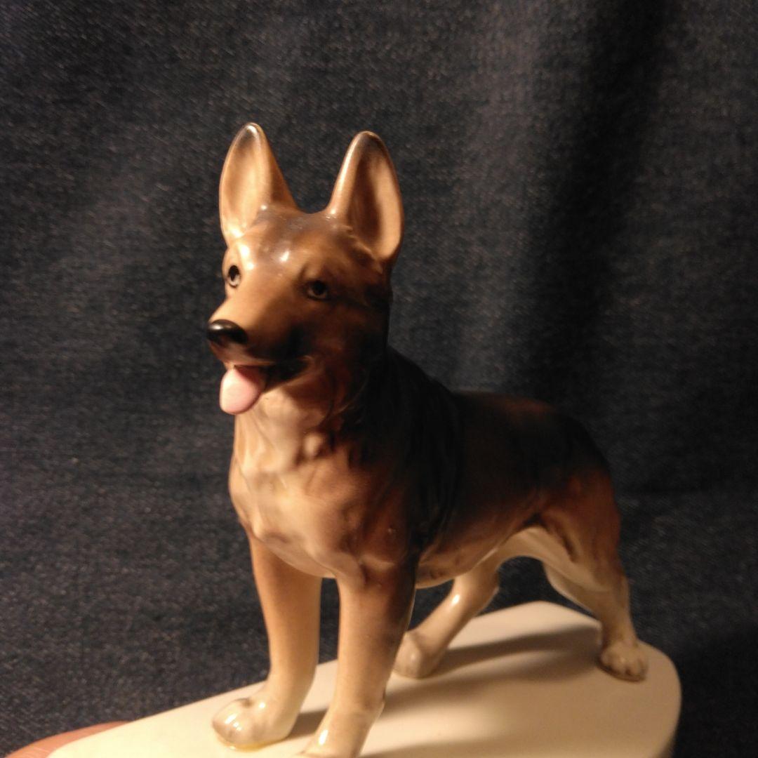 昭和レトLoo Ker シェパード　置物　Dog chain イヌ　ノベルティ