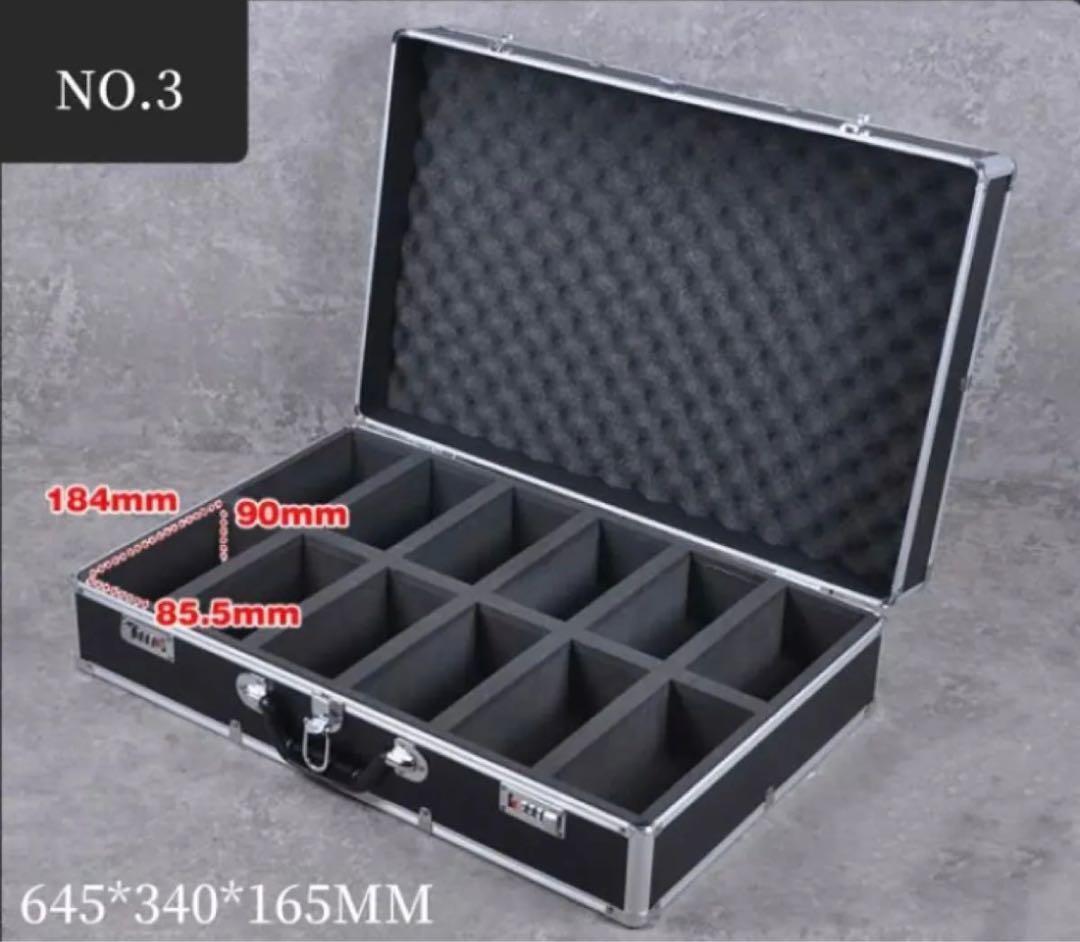 アタッシュケース　トレーディングカード