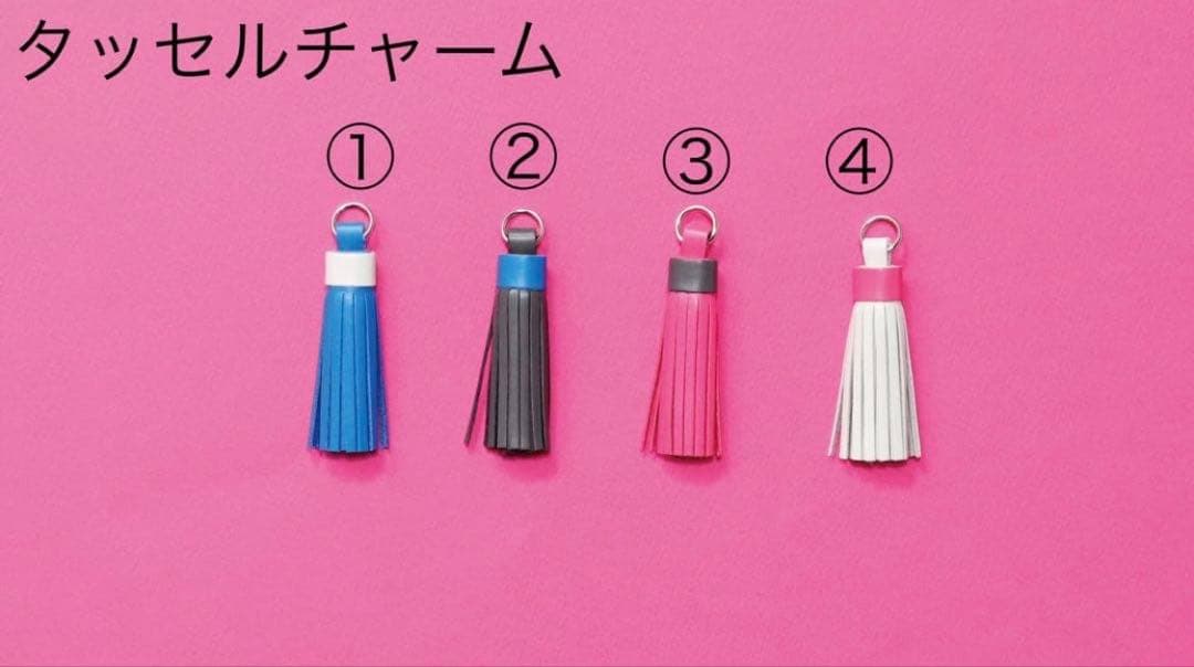 ファミリアカスタマイズチャーム　お好きなデザイン選べます