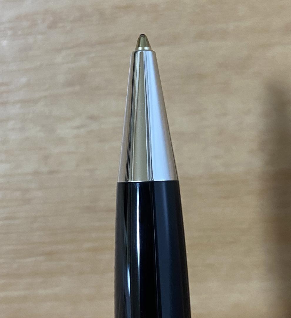 美品 モンブラン ミッドサイズ プラチナｘブラック ボールペン 名入れあり