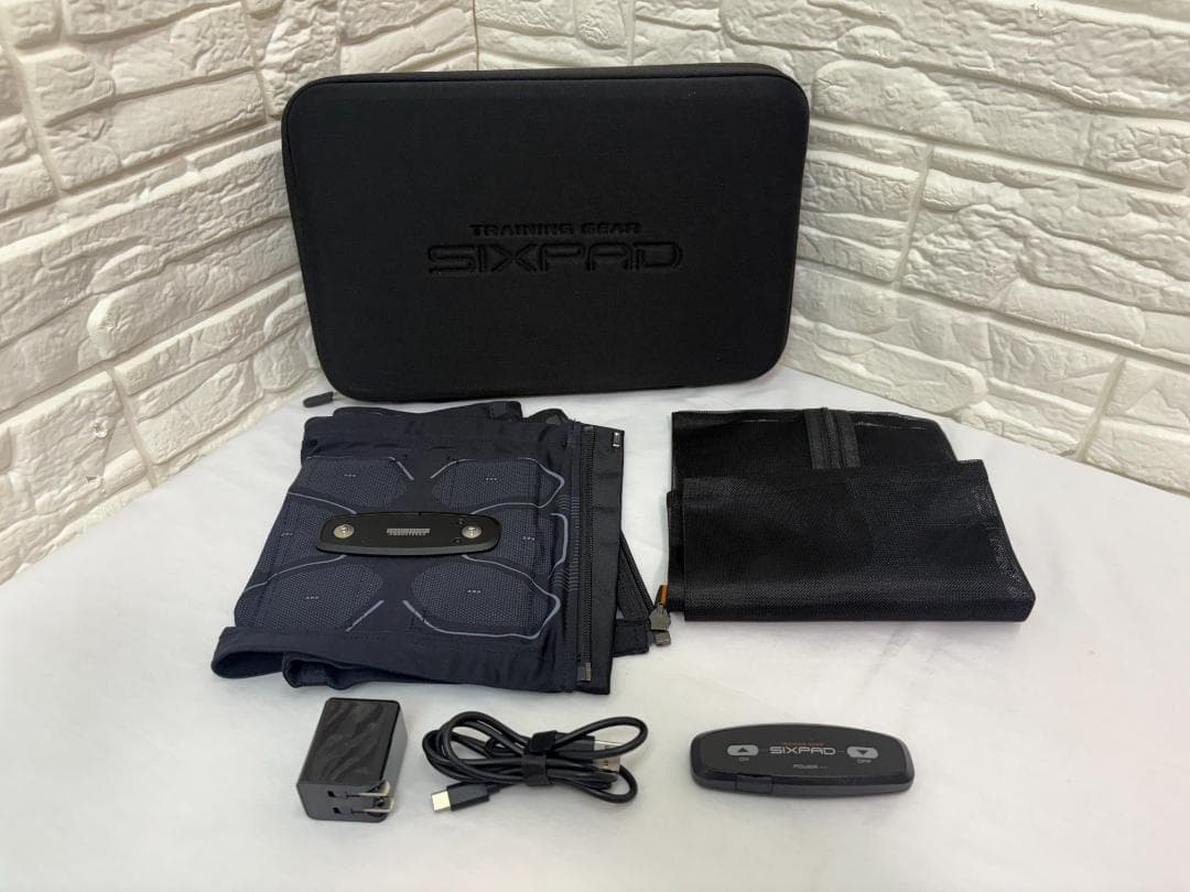 い*ま様 SIXPAD シックスパッド パワースーツライト アブズ Mサイズ