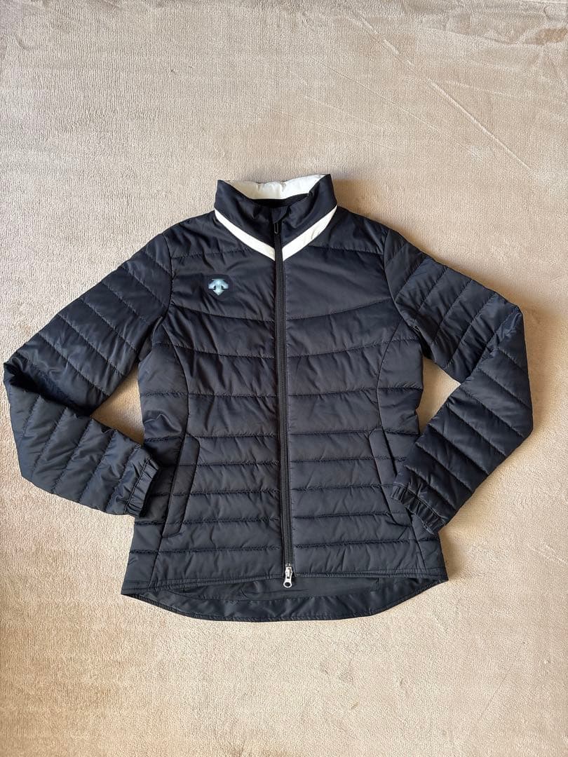 DESCENTE GOLFデサントモバイルサーモ　中綿ジャンパー温度調節アウター