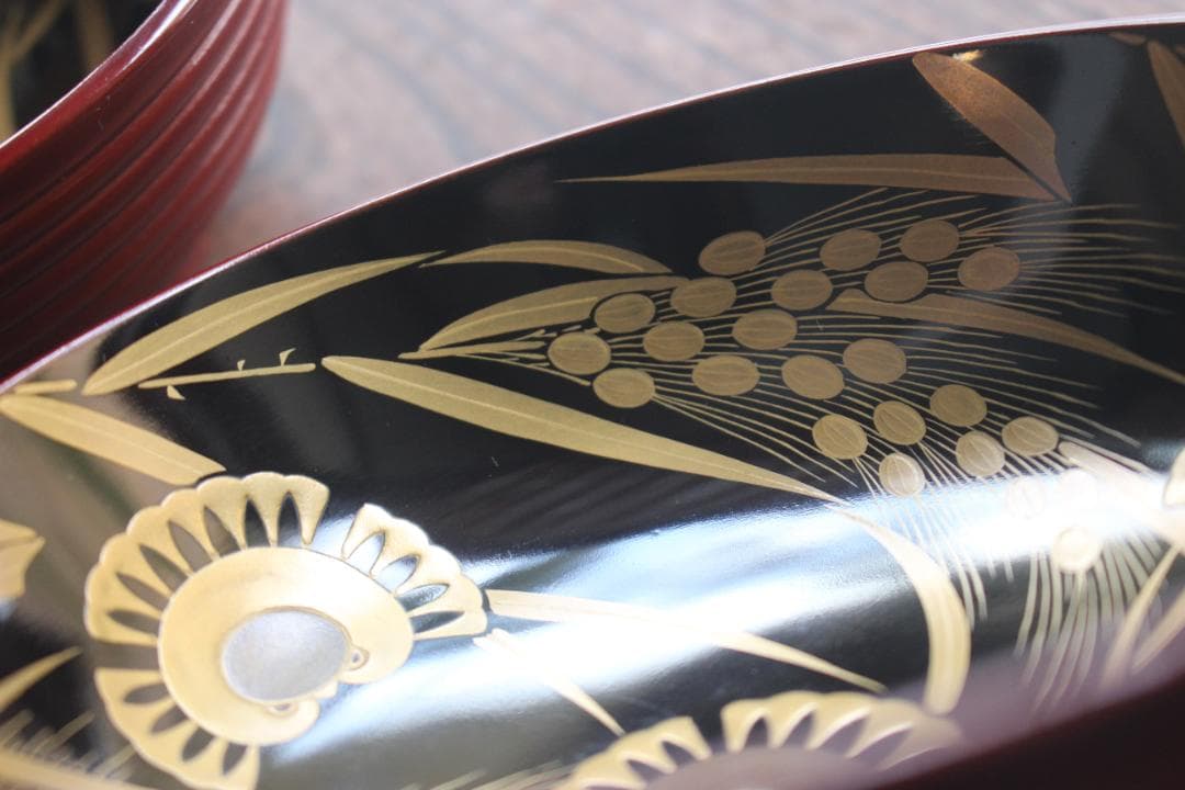 デッドストック！深みある糸目紅溜塗に極上稲穂福来雀蒔絵のお椀2点（検輪島塗雑煮椀