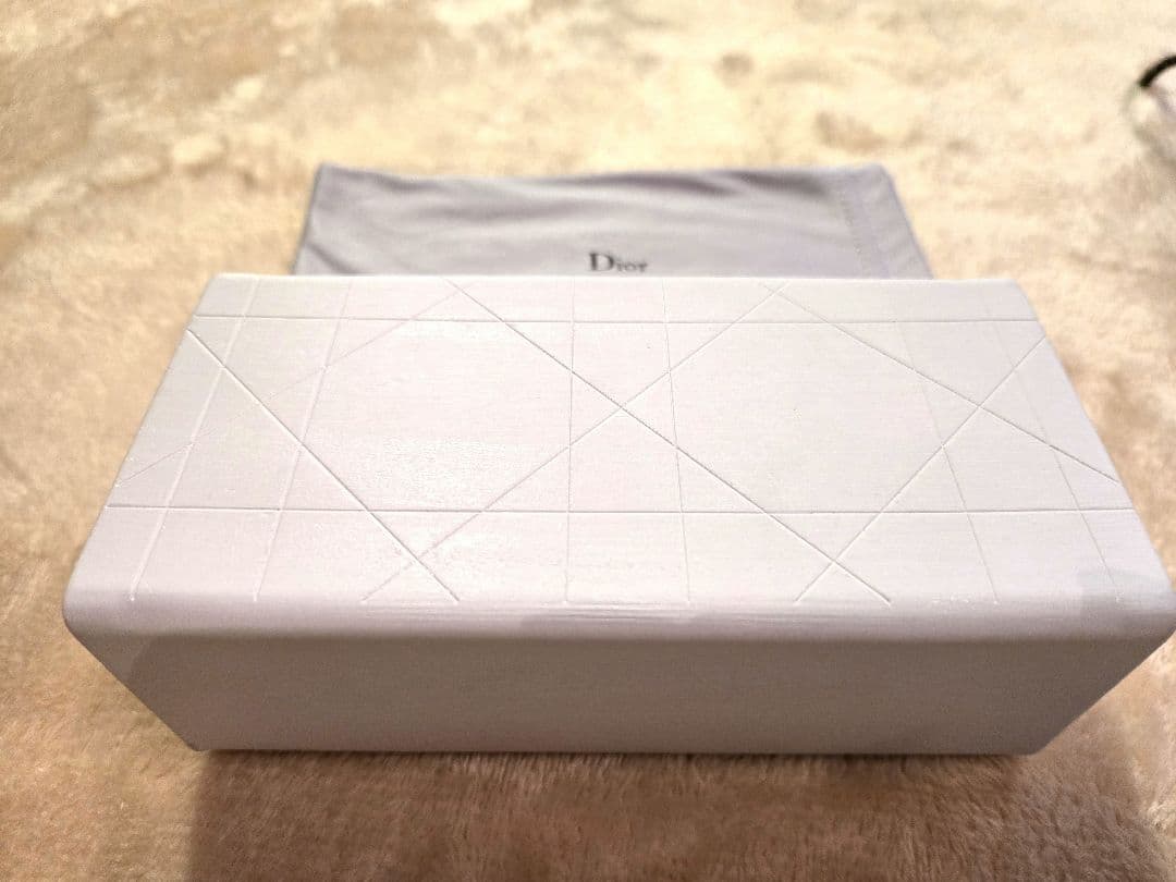 【Dior】 ブラックラウンドサングラス ケース付き