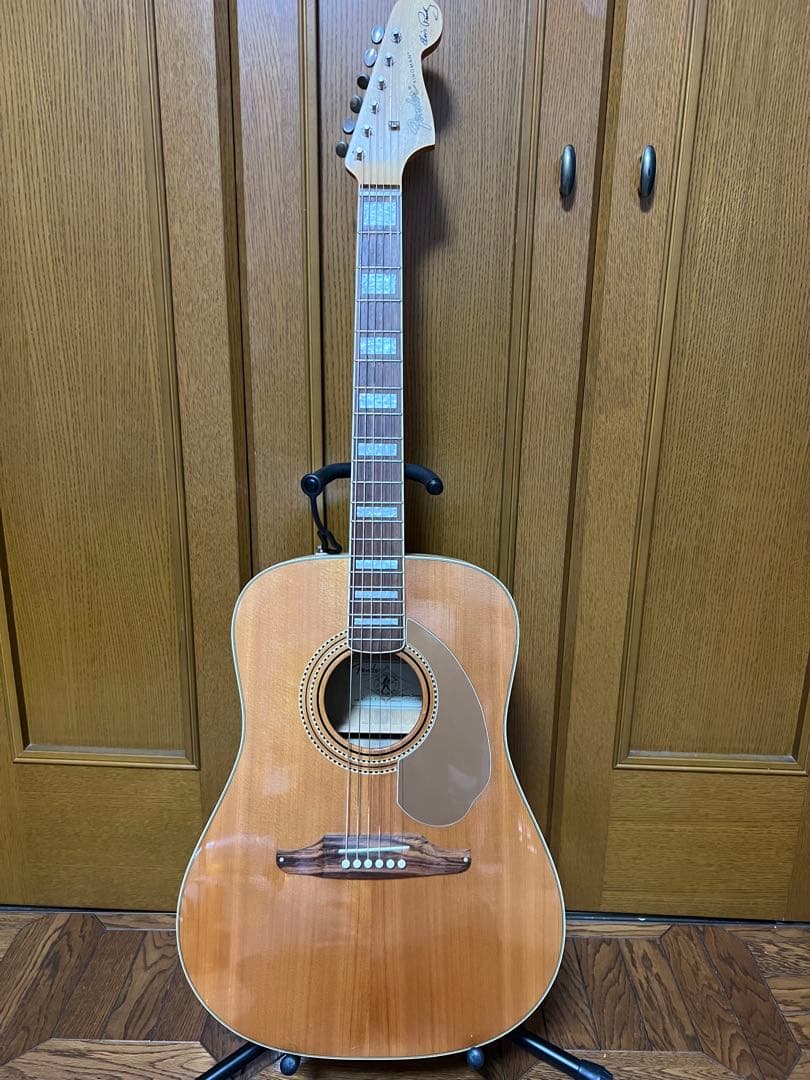 希少美品　Fender Elvis Presley Kingman ケース付き
